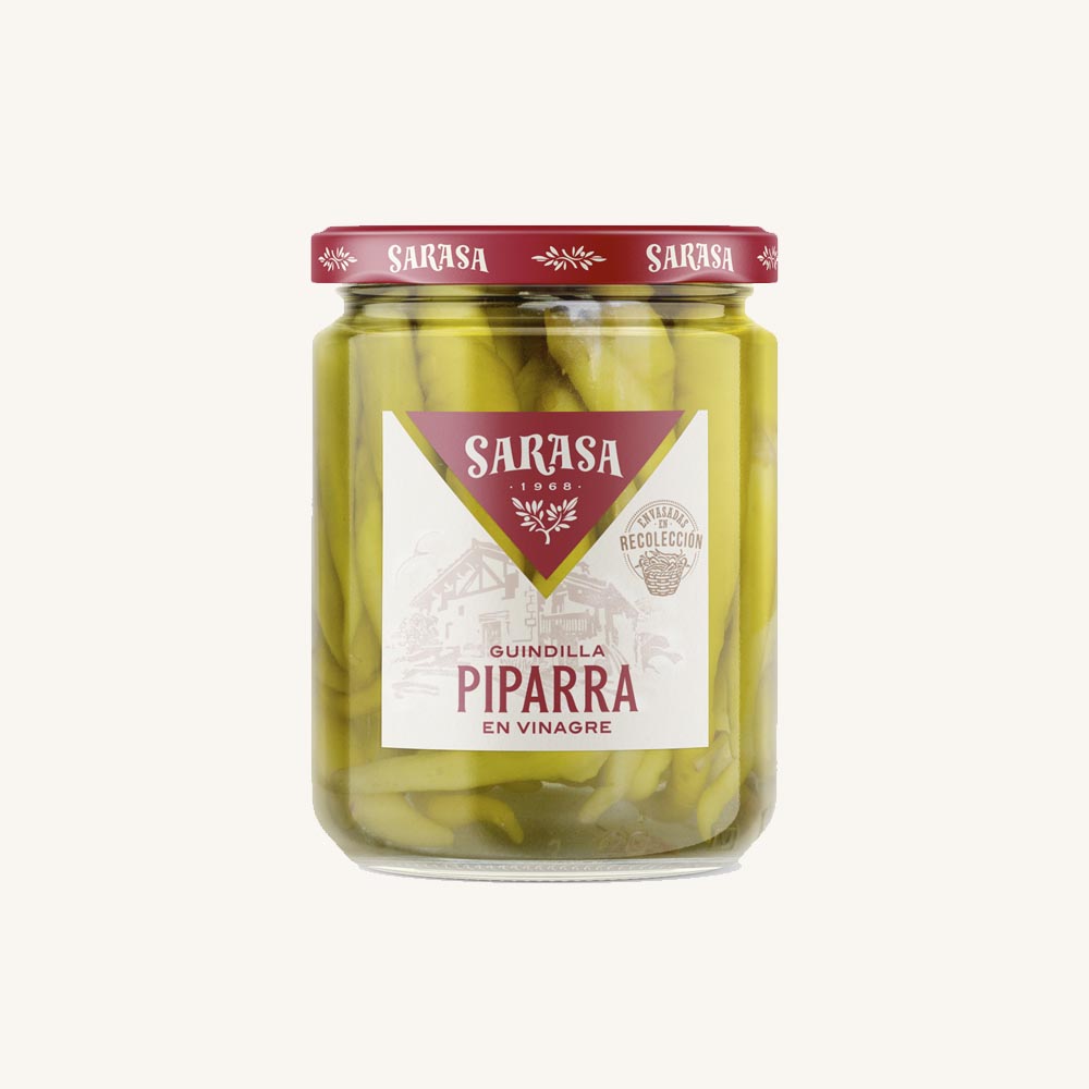 Sarasa Piparra chilli peppers (Guindilla Piparra) in vinegar, from Navarra, small jar 150g drained